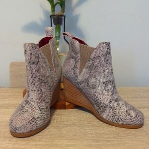 Toms Snakeskin Patterned Ankle Boots